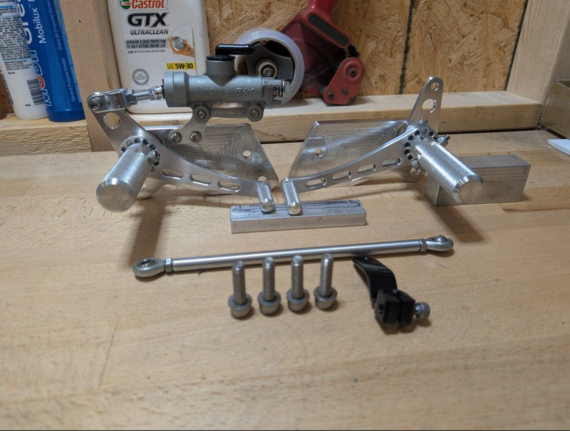 1976-1978 Yamaha RD400 Rear Sets – Slipstream Cycle Works, LLC