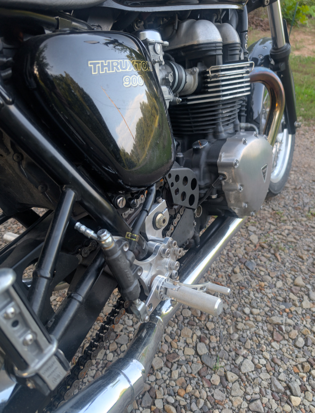 Triumph Thruxton 900 Rear Sets 2003-2015