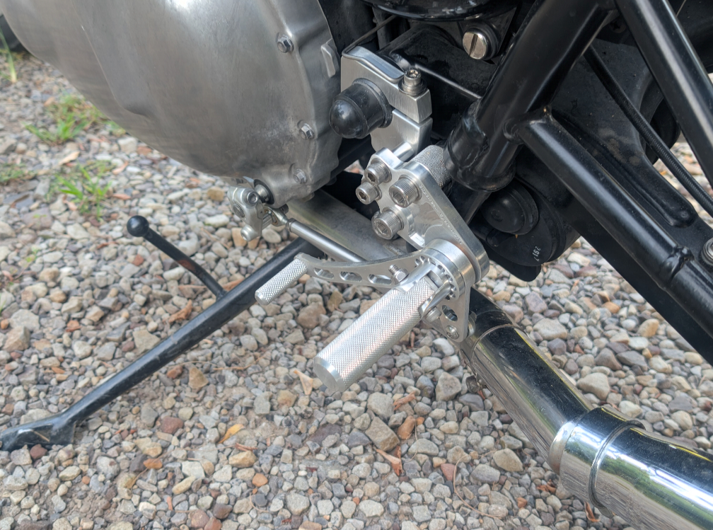 Triumph Thruxton 900 Rear Sets 2003-2015